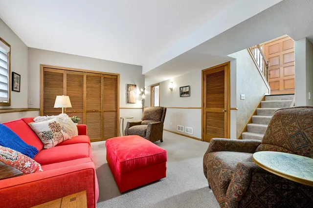 $850,000 | 5335 Baywood Shores Drive, Mound, MN 55364