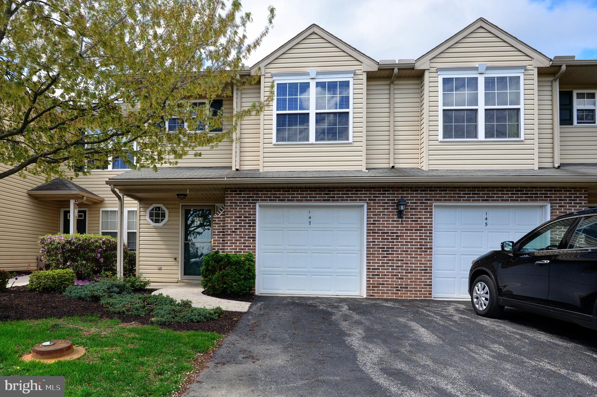 147 Sparrow Road Hummelstown, PA 17036 - Photo 1 of 24 Gallery Image 1