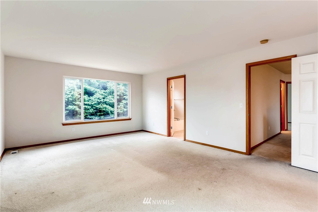 606 Pasco Place Northeast Renton, WA 98059 - Photo 14 of 25 Gallery Image 14