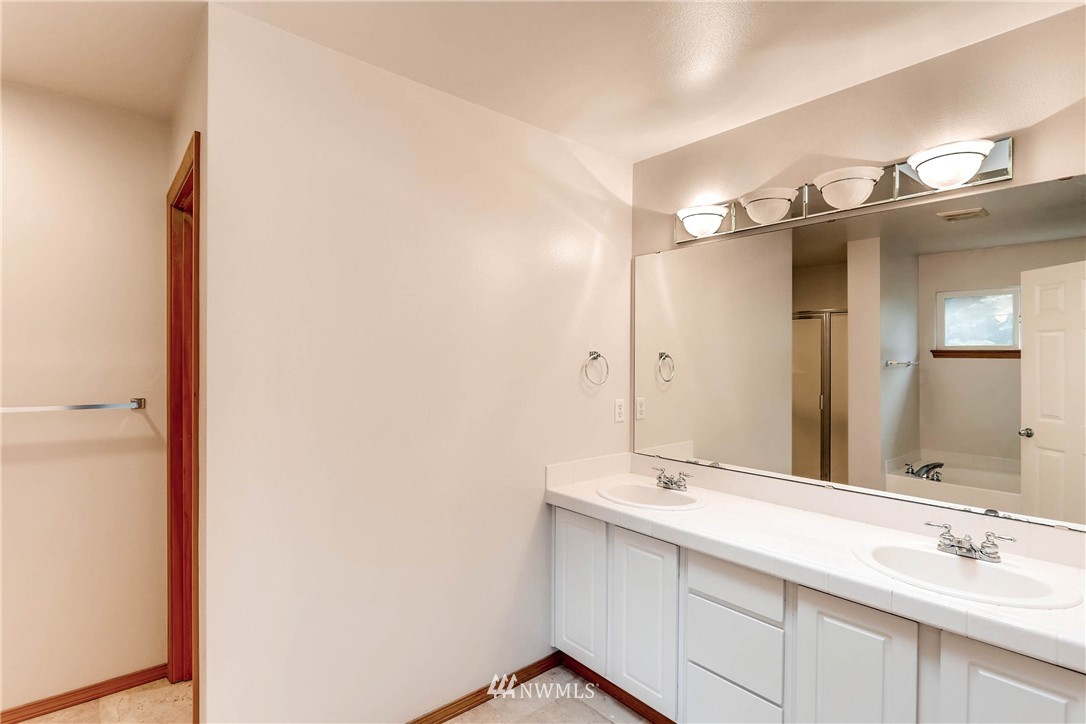 606 Pasco Place Northeast Renton, WA 98059 - Photo 16 of 25 Gallery Image 16
