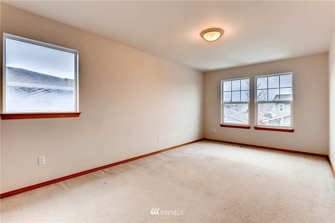 606 Pasco Place Northeast Renton, WA 98059 - Photo 18 of 25 Gallery Image 18