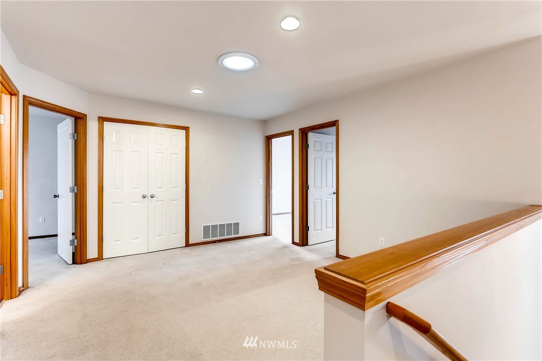 606 Pasco Place Northeast Renton, WA 98059 - Photo 21 of 25 Gallery Image 21