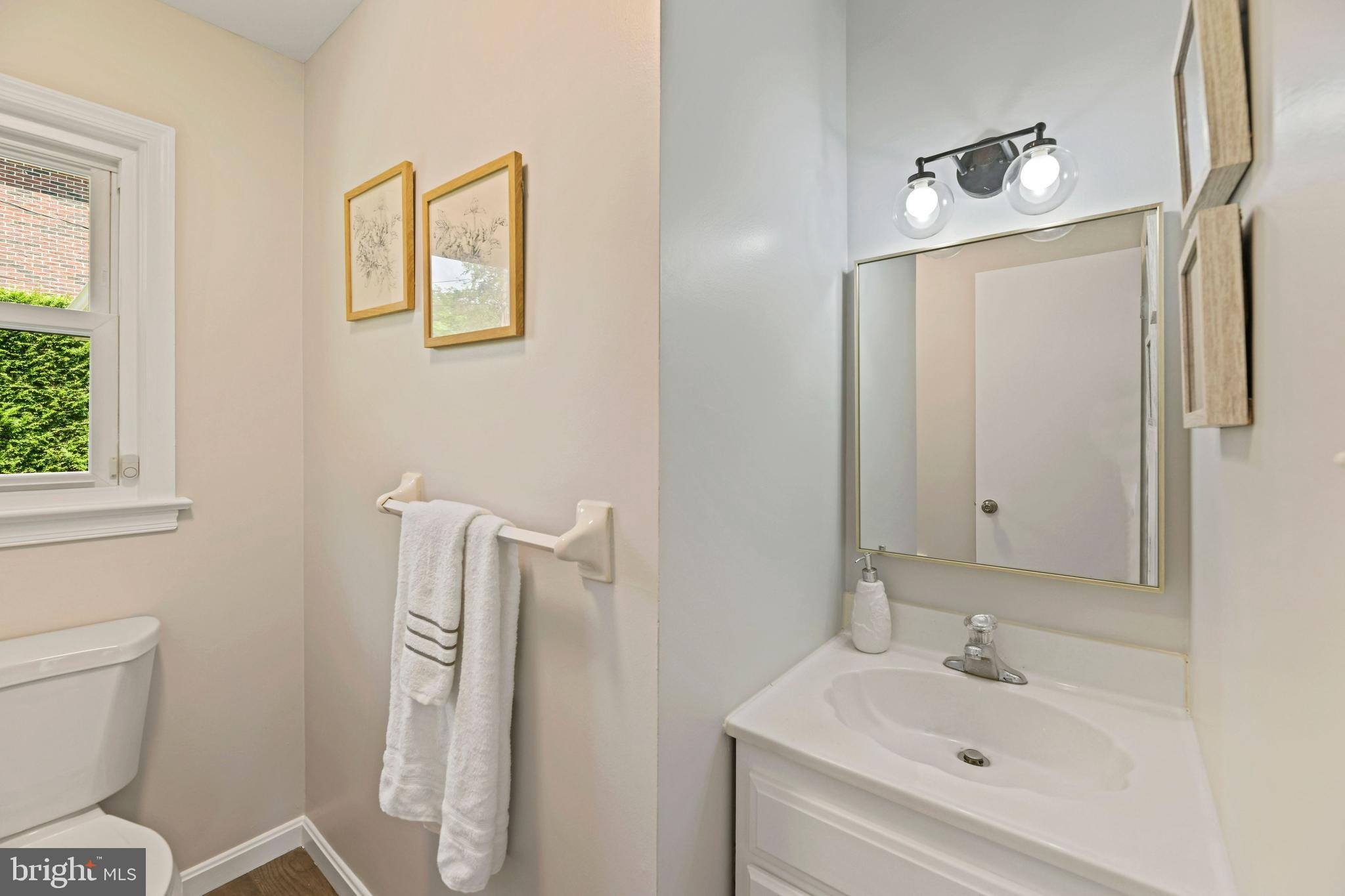 8028 Holland Road Alexandria, VA 22306 - Photo 16 of 35 Gallery Image 16