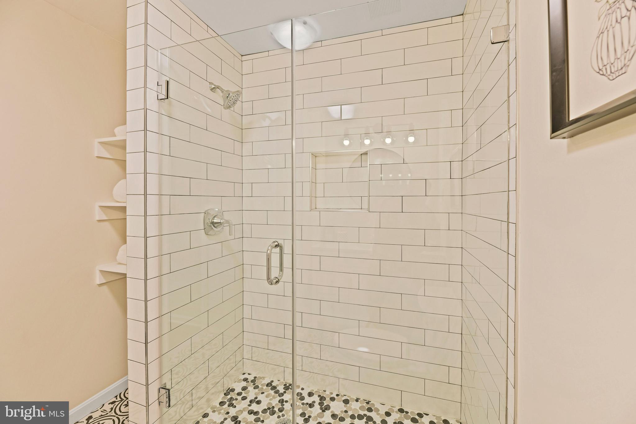 8028 Holland Road Alexandria, VA 22306 - Photo 27 of 35 Gallery Image 27