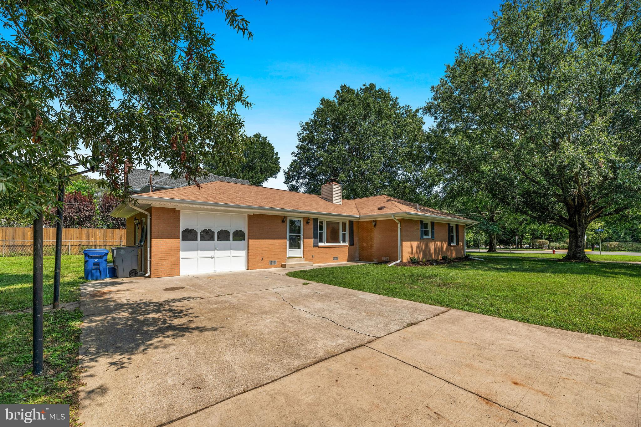 8028 Holland Road Alexandria, VA 22306 - Photo 29 of 35 Gallery Image 29