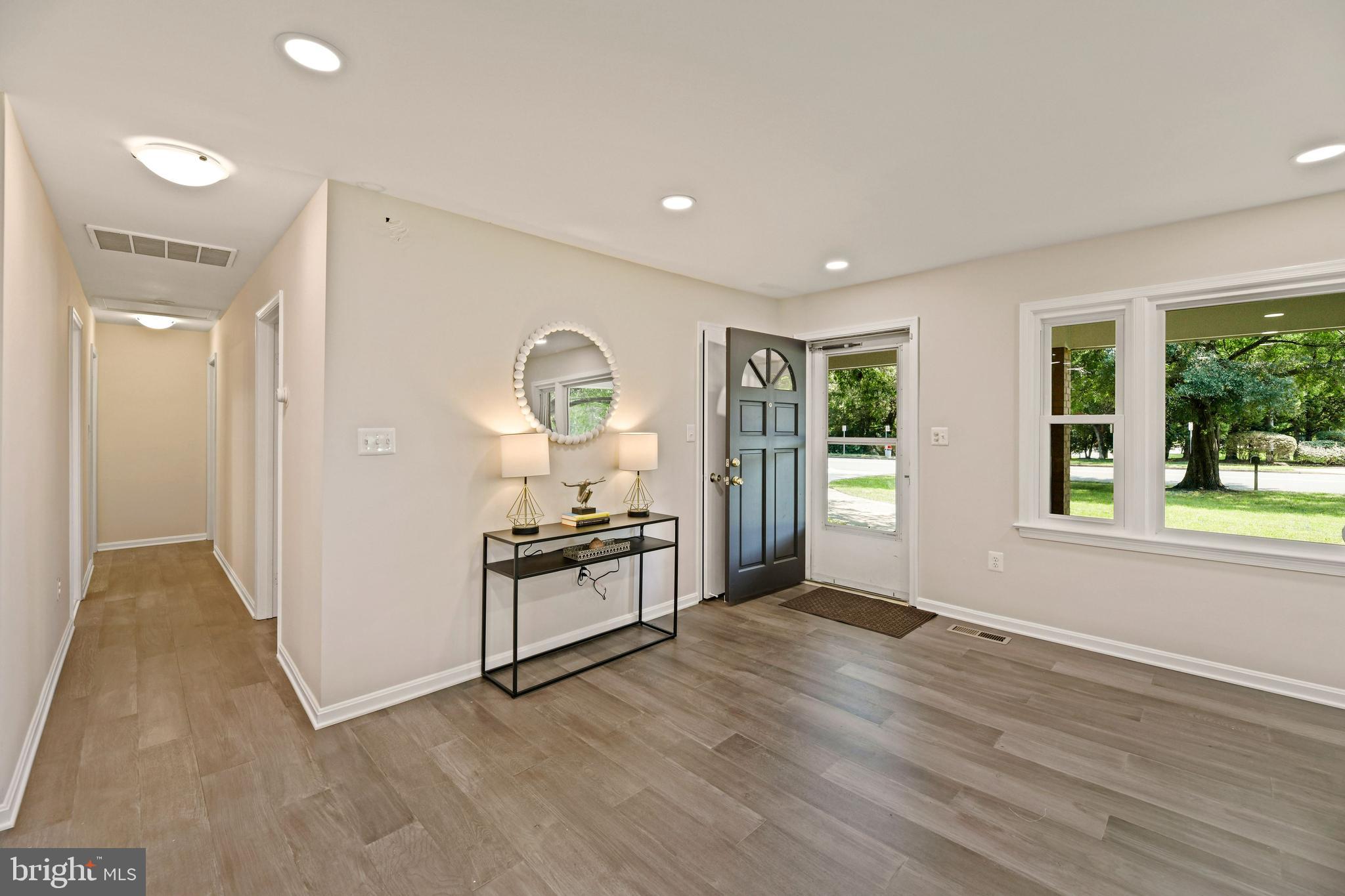 8028 Holland Road Alexandria, VA 22306 - Photo 5 of 35 Gallery Image 5