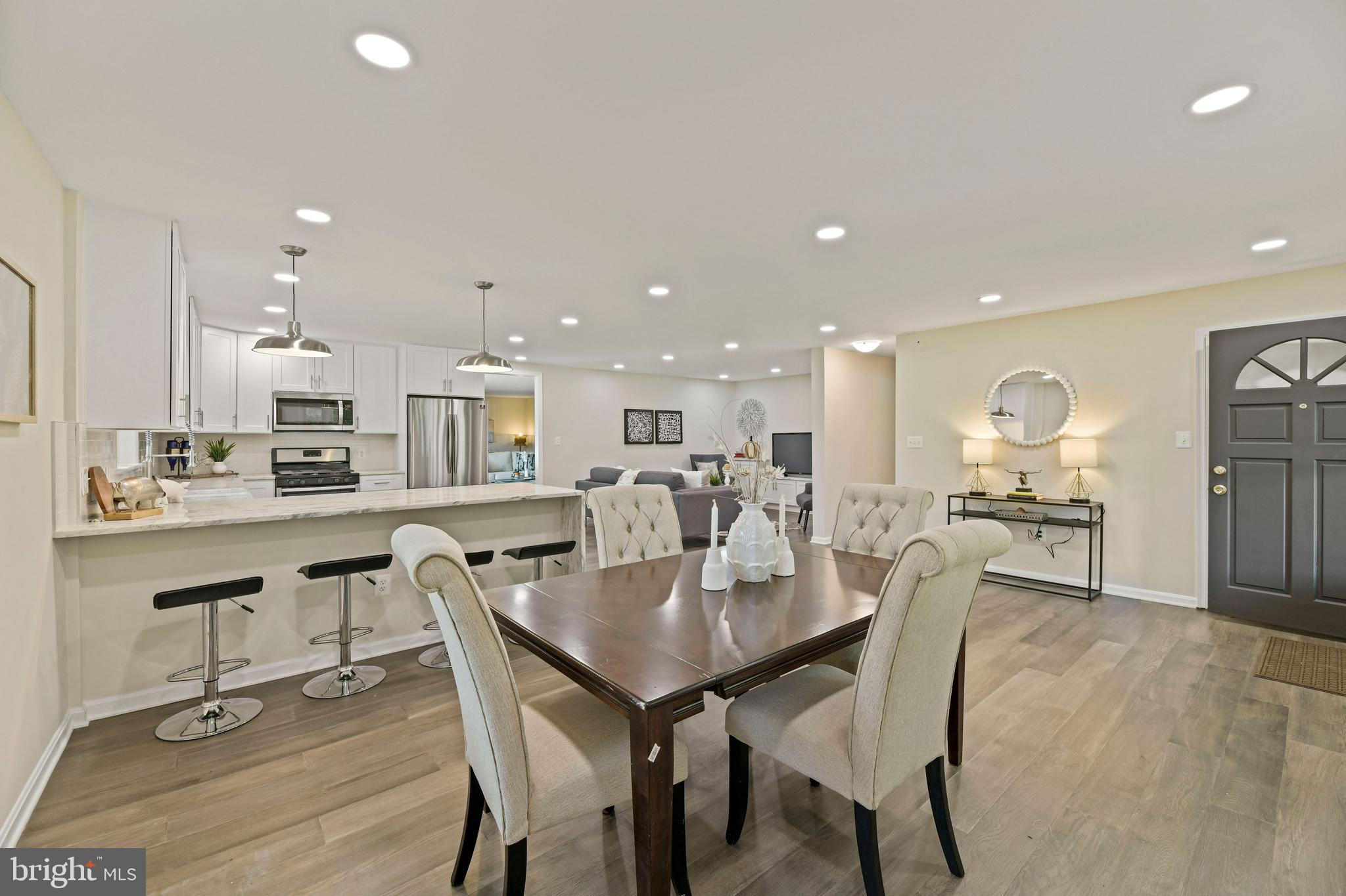 8028 Holland Road Alexandria, VA 22306 - Photo 7 of 35 Gallery Image 7