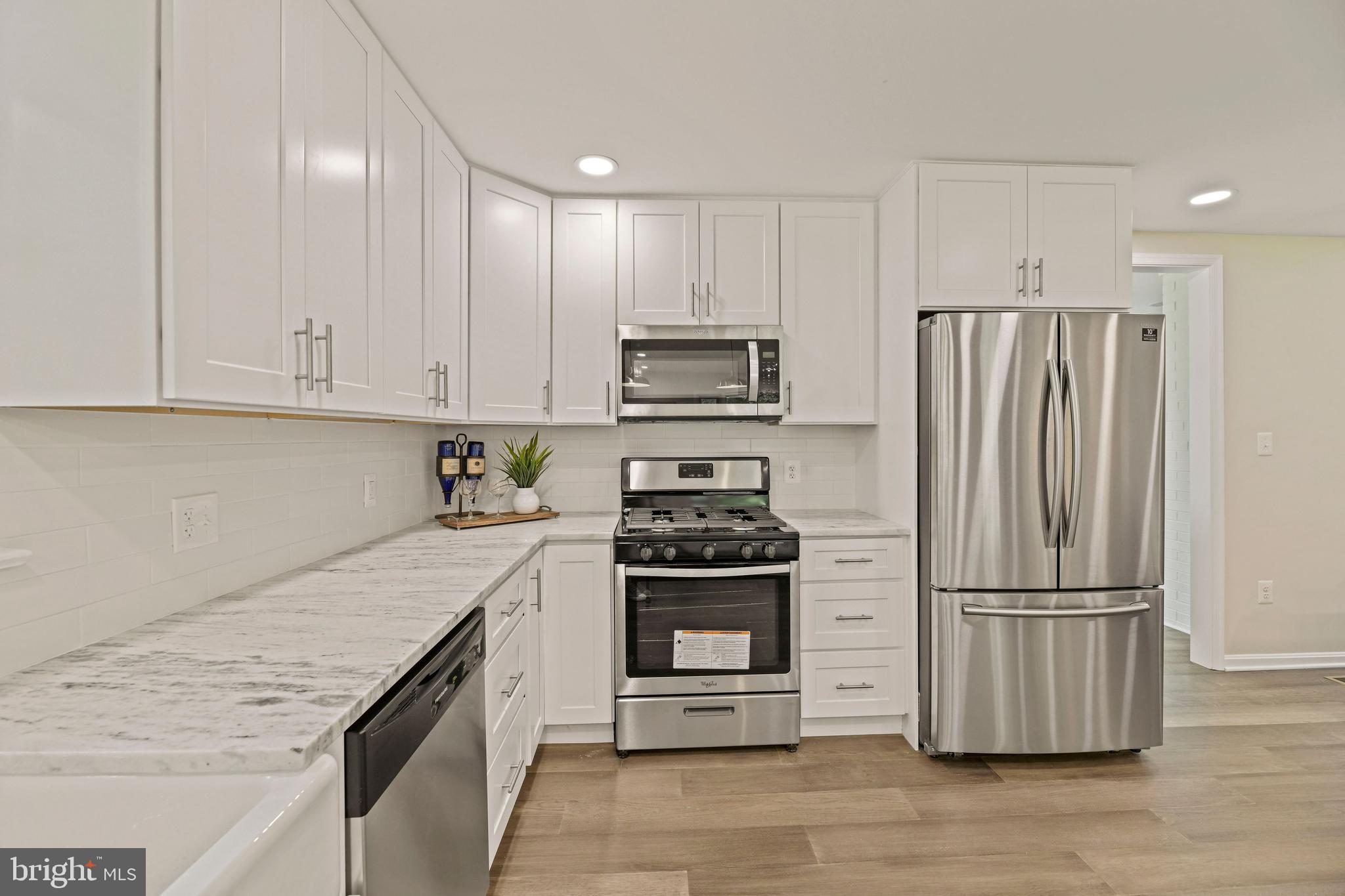 8028 Holland Road Alexandria, VA 22306 - Photo 10 of 35 Gallery Image 10