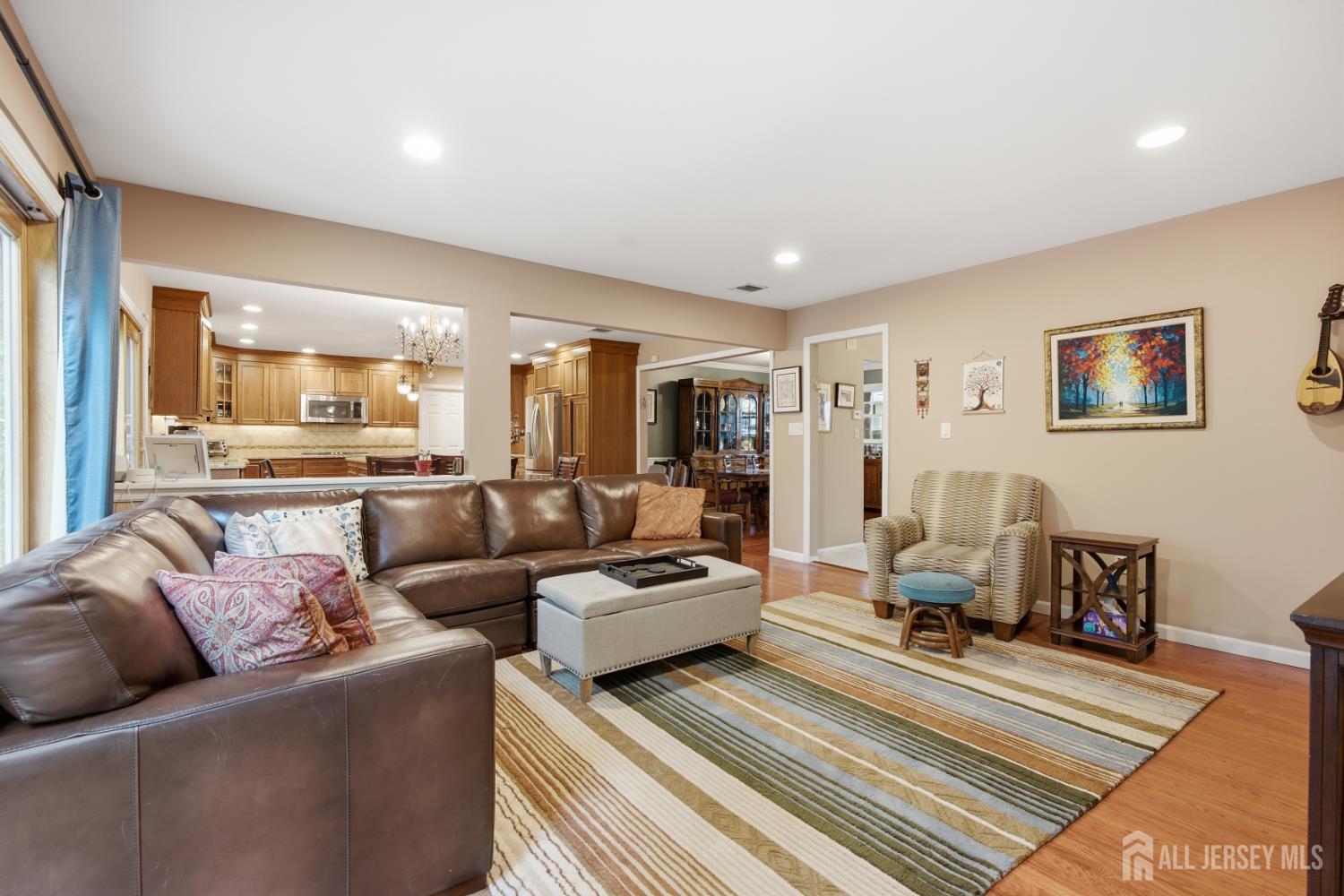 4 Woodruff Road Edison, NJ 08820 - Photo 10 of 43