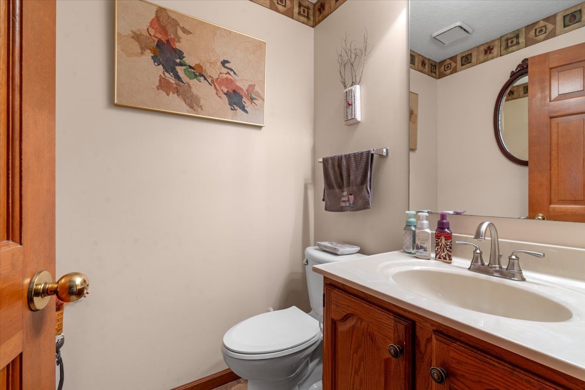 504 Augusta Drive Chatham, IL 62629 - Photo 13 of 39