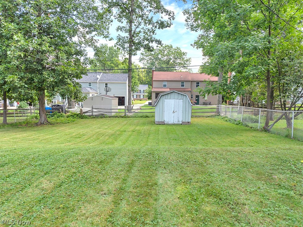 1121 Brainard Road Lyndhurst, OH 44124 - Photo 18 of 21