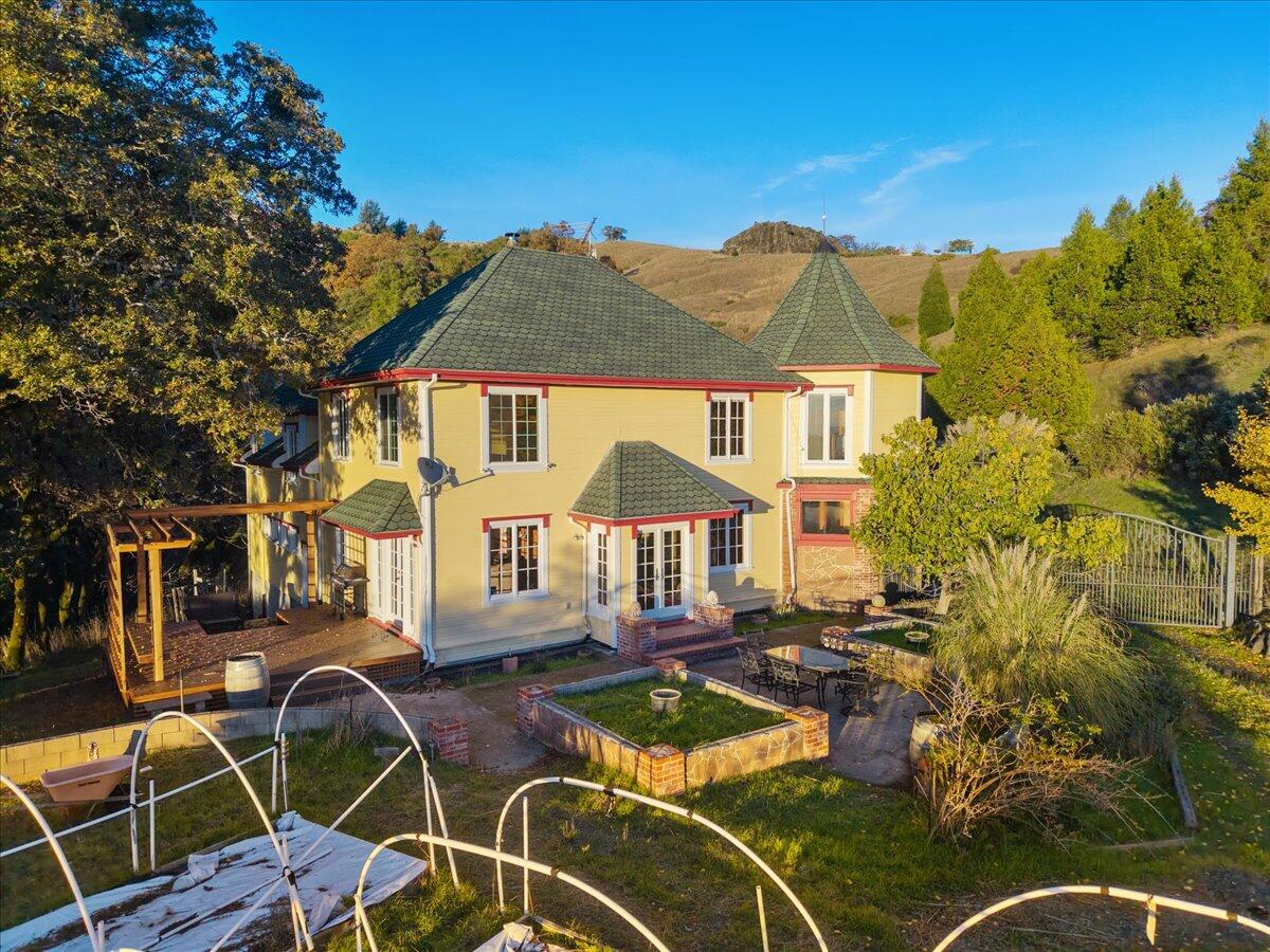 2900 Flat Rock Road Garberville, CA 95542 - Photo 40 of 61 42-DJI_20251108164420_0984_D_1