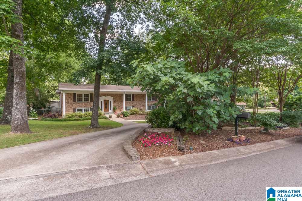 2337 Queensview Road Birmingham, AL 35226 - Photo 3 of 38
