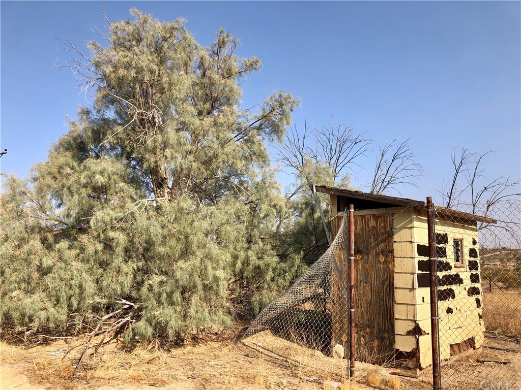 2985 Foxy Flats Road Joshua Tree, CA 92252 - Photo 5 of 21