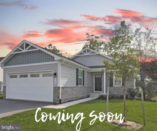 $319,900 | 140 Cape Cod Circle, Martinsburg, WV 25403