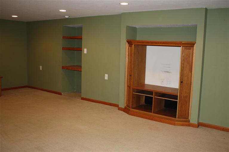 127 Suomi Road Hyannis, MA 02601 - Photo 12 of 15 an empty room with closet area