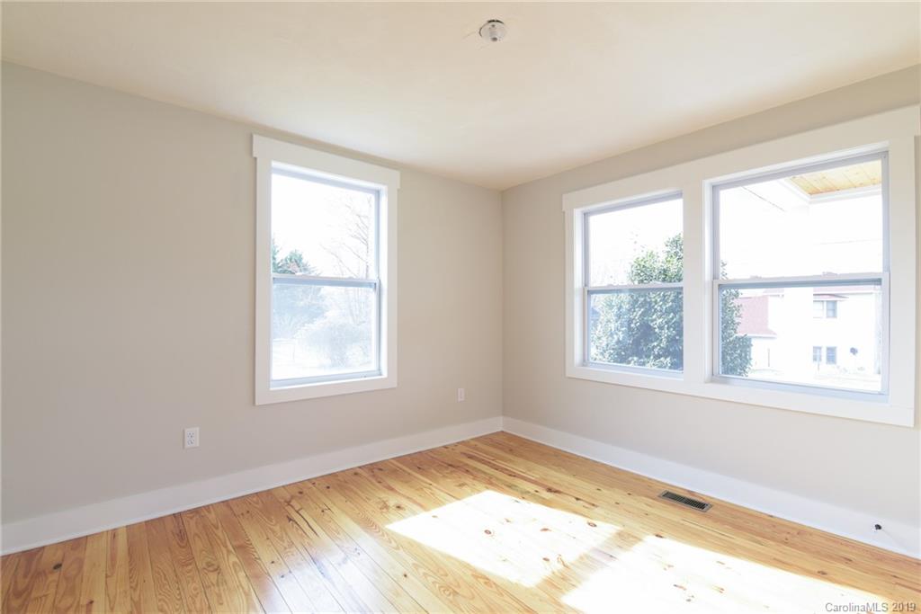 29 Church Road Asheville, NC 28804 - Photo 24 of 36 Gallery Image 24