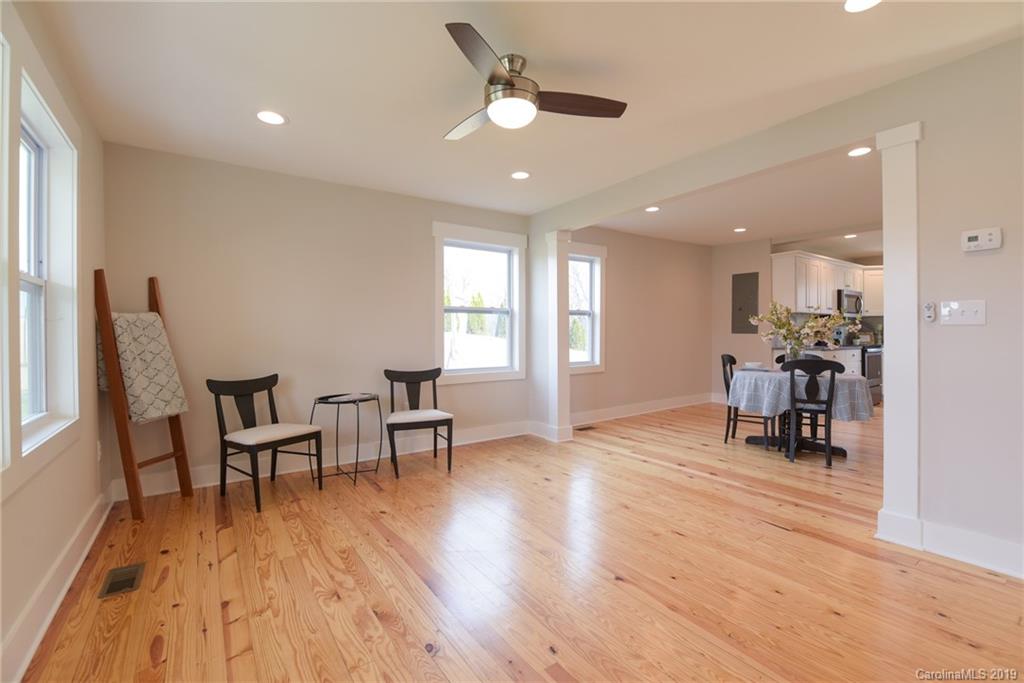 29 Church Road Asheville, NC 28804 - Photo 5 of 36 Gallery Image 5