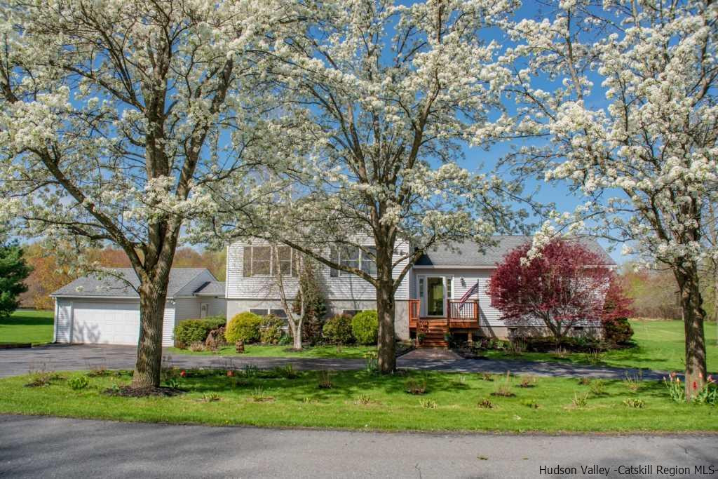 46 Patura Road Modena, NY 12548 - Photo 4 of 26 a front view of a house with a garden