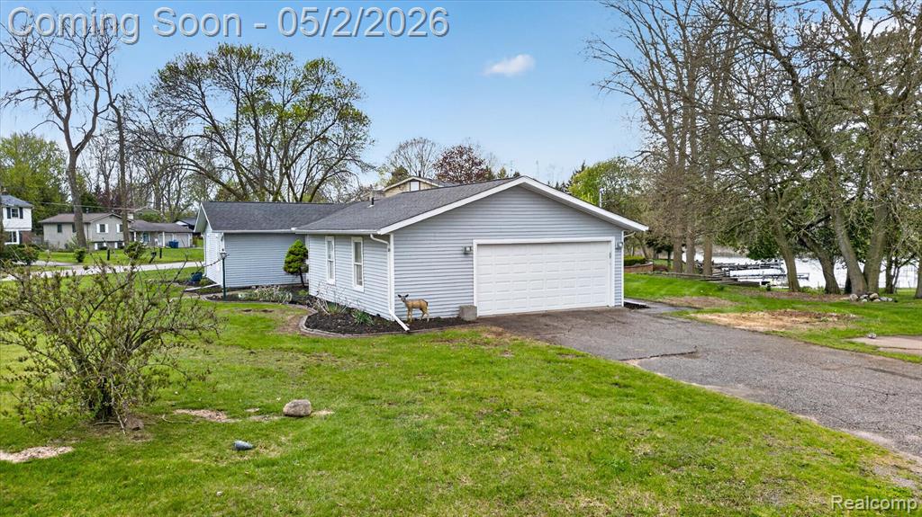 2264 Crane Road Fenton, MI 48430 - Photo 2 of 55