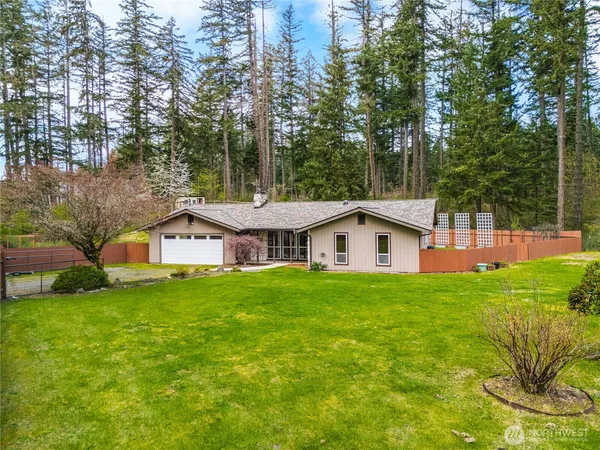 $585,000 | 3719 260th Street East, Spanaway, WA 98387