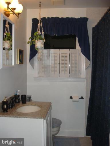 1891 Poplar Ridge Road Pasadena, MD 21122 - Photo 13 of 21 Bath #1