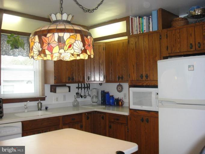 1891 Poplar Ridge Road Pasadena, MD 21122 - Photo 17 of 21 Kitchen #2