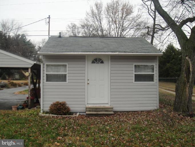 1891 Poplar Ridge Road Pasadena, MD 21122 - Photo 6 of 21 Guest House.