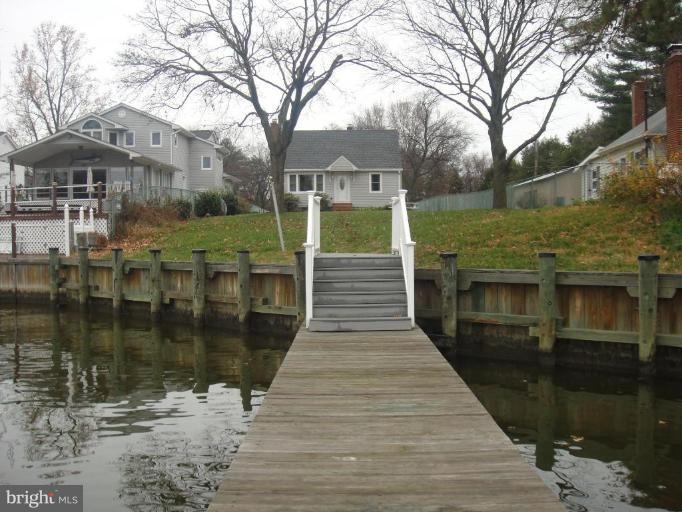 1891 Poplar Ridge Road Pasadena, MD 21122 - Photo 10 of 21 Nice Bulkhead.