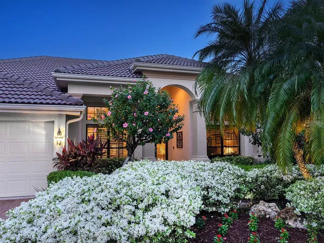 $1,050,000 | 6834 Turnberry Isle Court, Lakewood Ranch, FL 34202