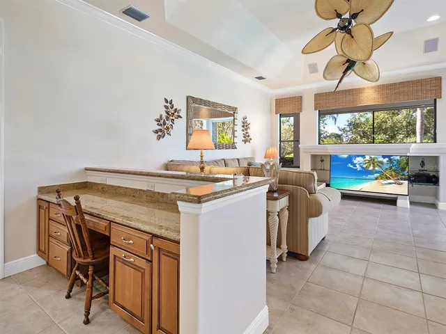 $1,050,000 | 6834 Turnberry Isle Court, Lakewood Ranch, FL 34202