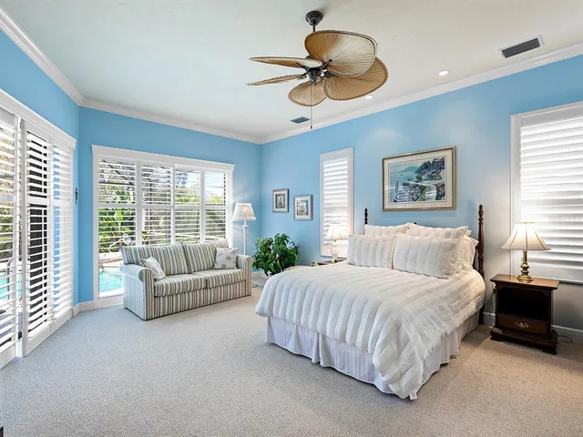 $1,050,000 | 6834 Turnberry Isle Court, Lakewood Ranch, FL 34202