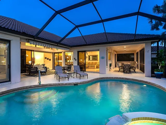 $1,050,000 | 6834 Turnberry Isle Court, Lakewood Ranch, FL 34202
