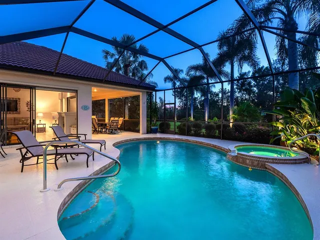 $1,050,000 | 6834 Turnberry Isle Court, Lakewood Ranch, FL 34202