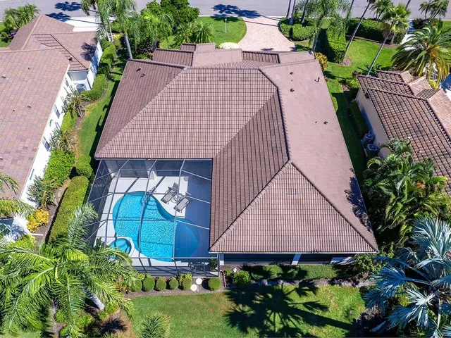 $1,050,000 | 6834 Turnberry Isle Court, Lakewood Ranch, FL 34202