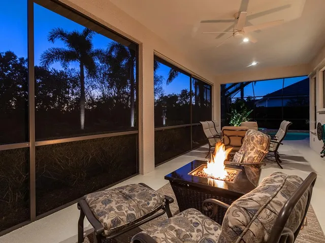 $1,050,000 | 6834 Turnberry Isle Court, Lakewood Ranch, FL 34202