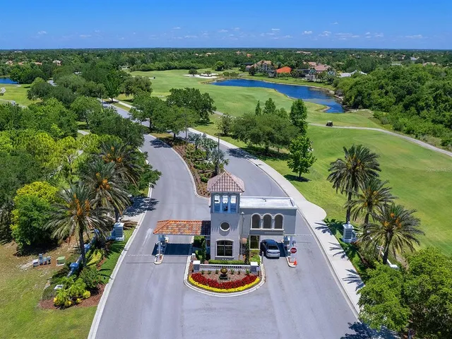 $1,050,000 | 6834 Turnberry Isle Court, Lakewood Ranch, FL 34202