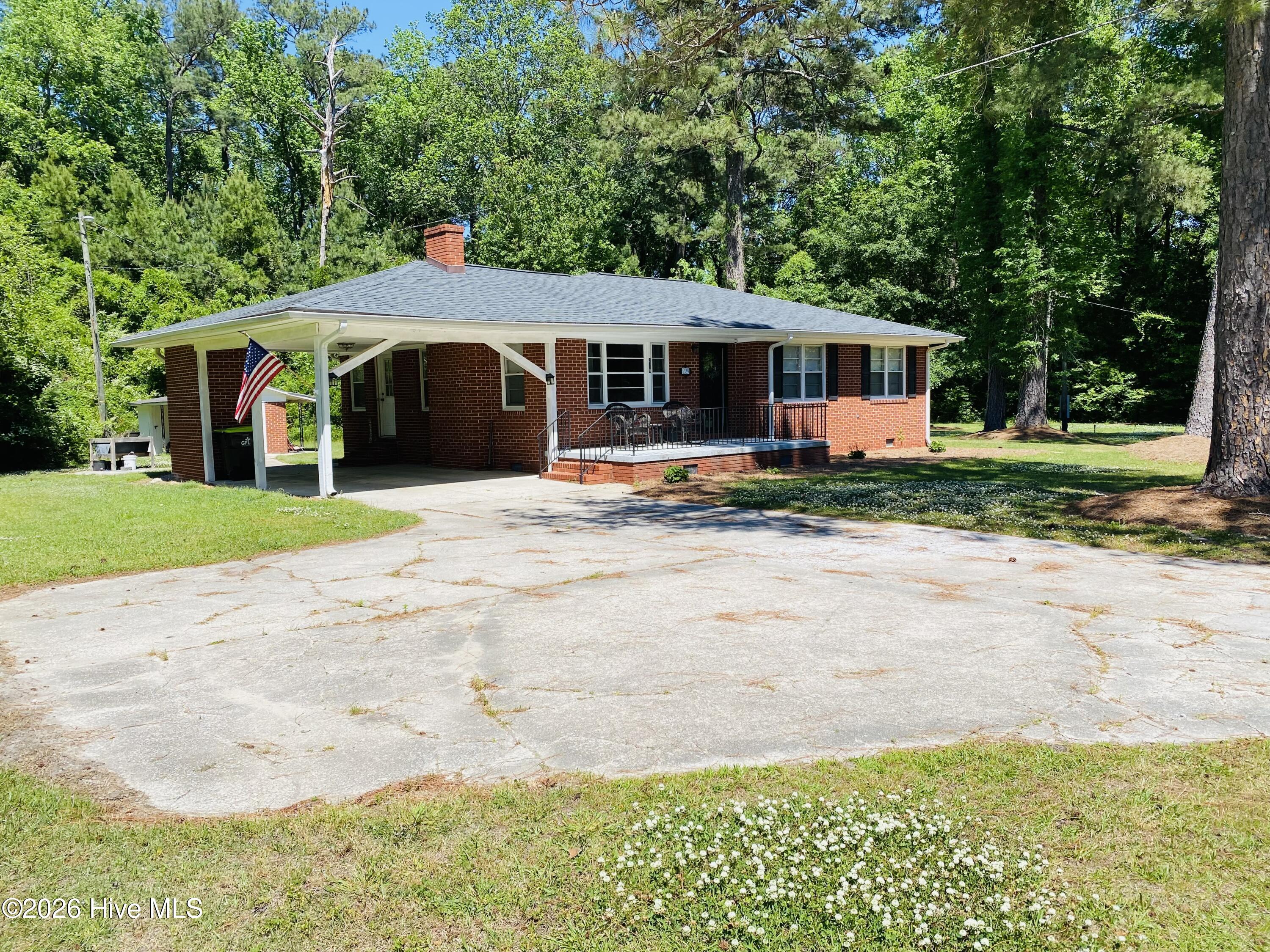 229 Mill Pond Road Whiteville, NC 28472 - Photo 3 of 42 IMG_1122
