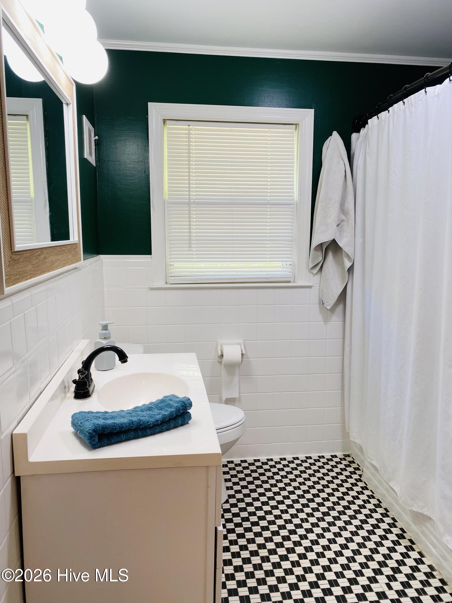 229 Mill Pond Road Whiteville, NC 28472 - Photo 36 of 42 Full bath