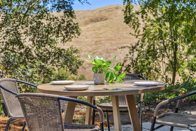 $1,650,000 | 85 Buckingham Drive, Moraga, CA 94556