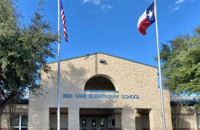 $489,000 | 14501 Falcon Head Boulevard, Unit 28, Austin, TX 78738