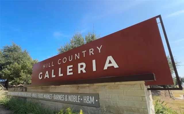 $489,000 | 14501 Falcon Head Boulevard, Unit 28, Austin, TX 78738