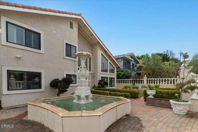 $3,399,000 | 2222 Pier Avenue, Santa Monica, CA 90405