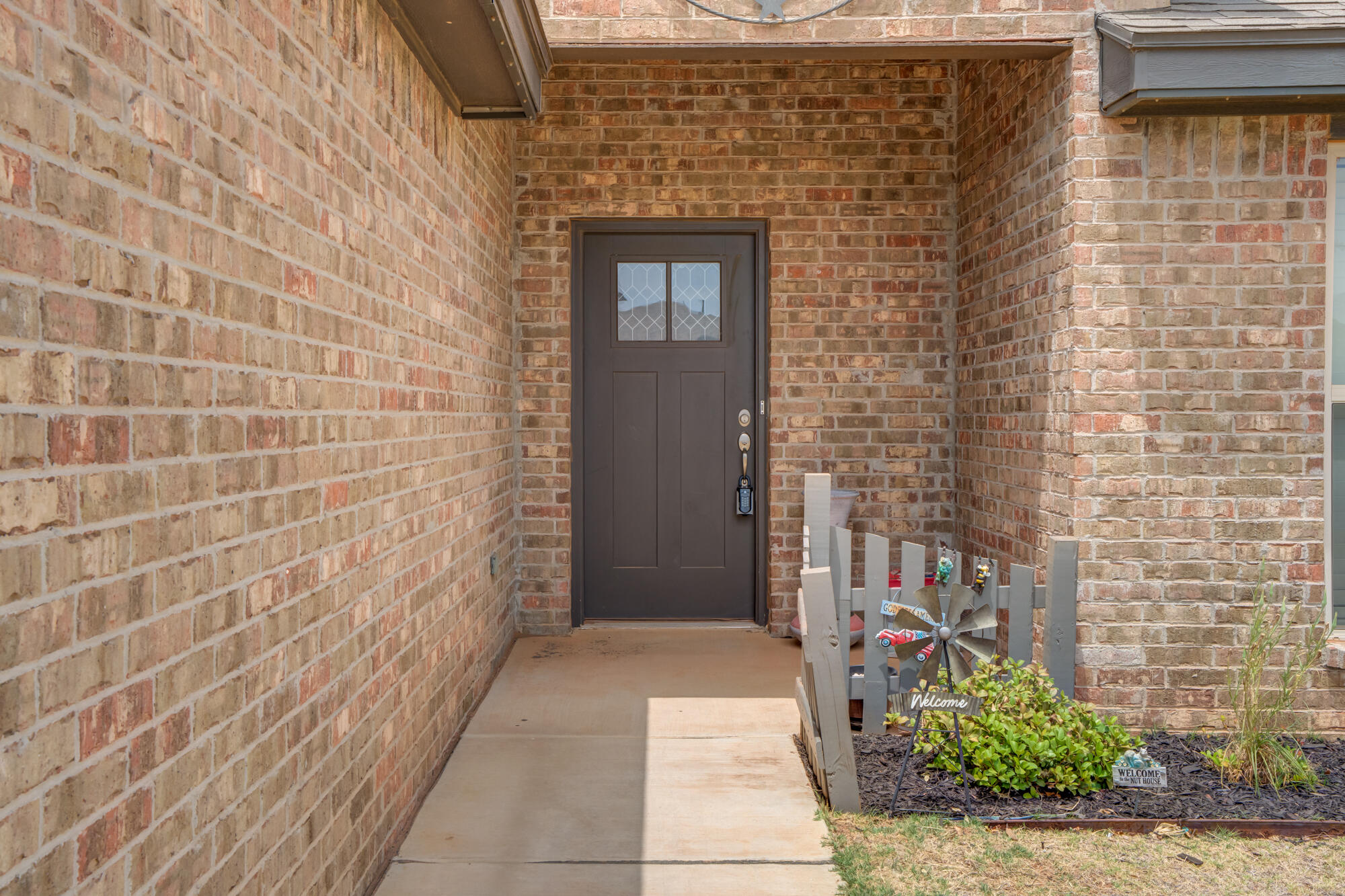 7004 24th Street Lubbock, TX 79407 - Photo 7 of 35 7004-24th-St_Lubbock-TX_3_Front-Exterior