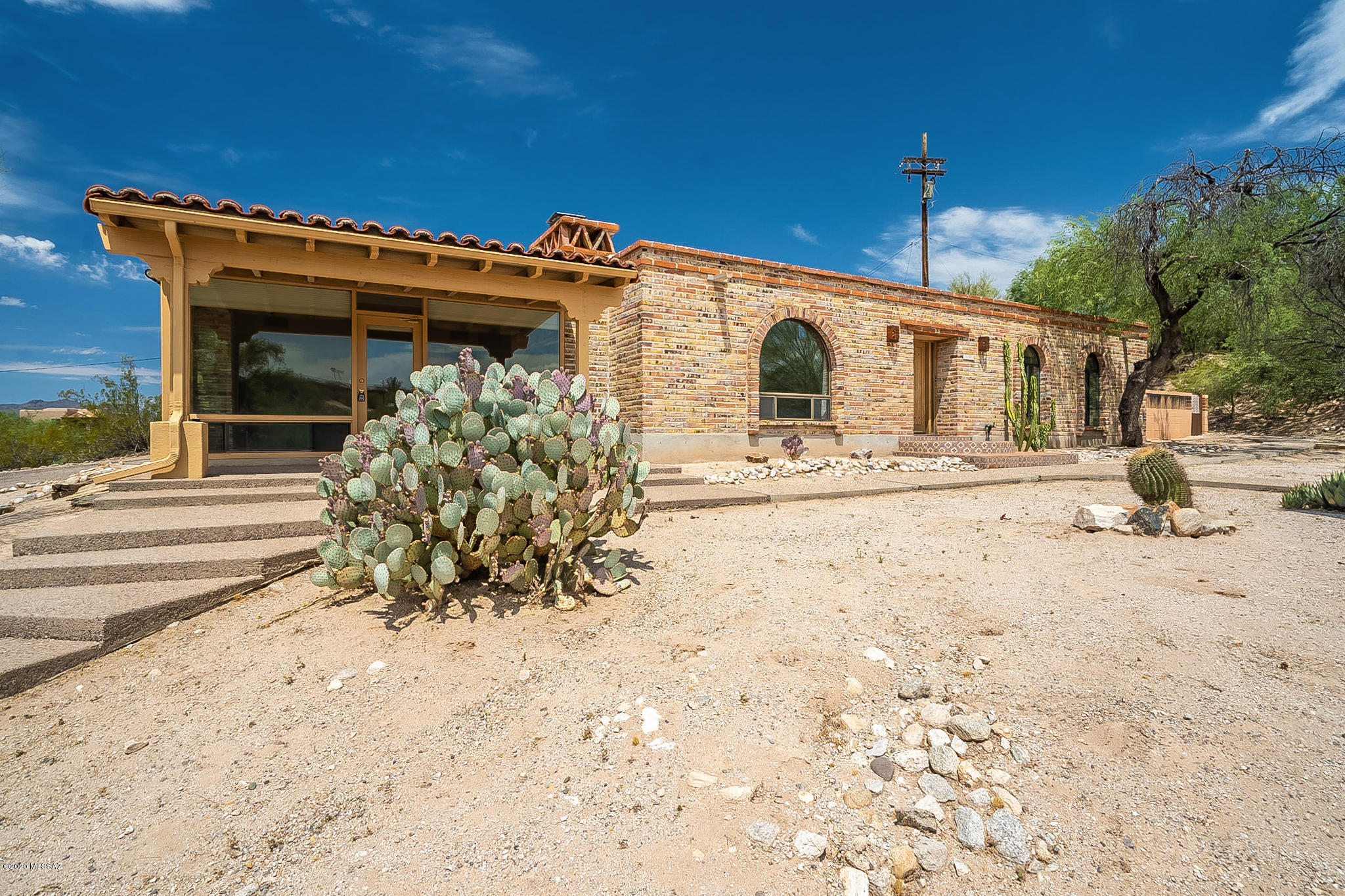1101 West Roller Coaster Road Tucson, AZ 85704 - Photo 5 of 42