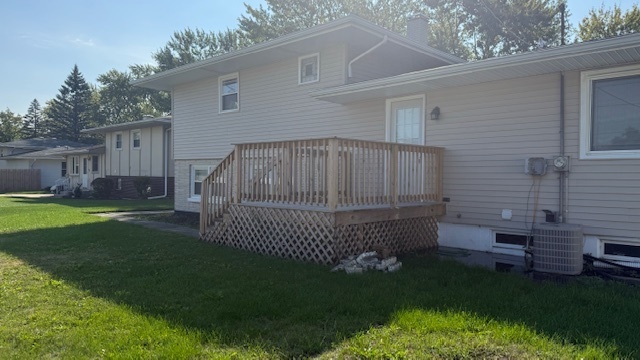 2958 191st Street Lansing, IL 60438 - Photo 19 of 25 a view of backyard with garden