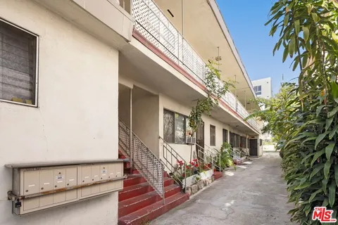 $1,750,000 | 4707 Beverly Boulevard, Los Angeles, CA 90004