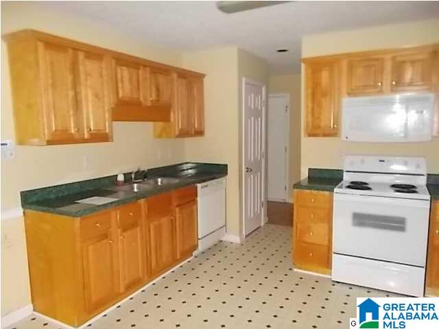520 Buck Creek Lane Alabaster, AL 35007 - Photo 3 of 12