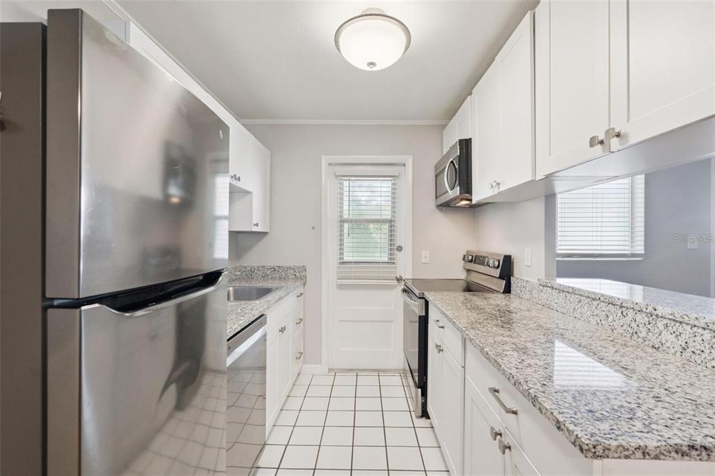 320 Lakeview Street, Unit 213 Orlando, FL 32804 - Photo 9 of 24