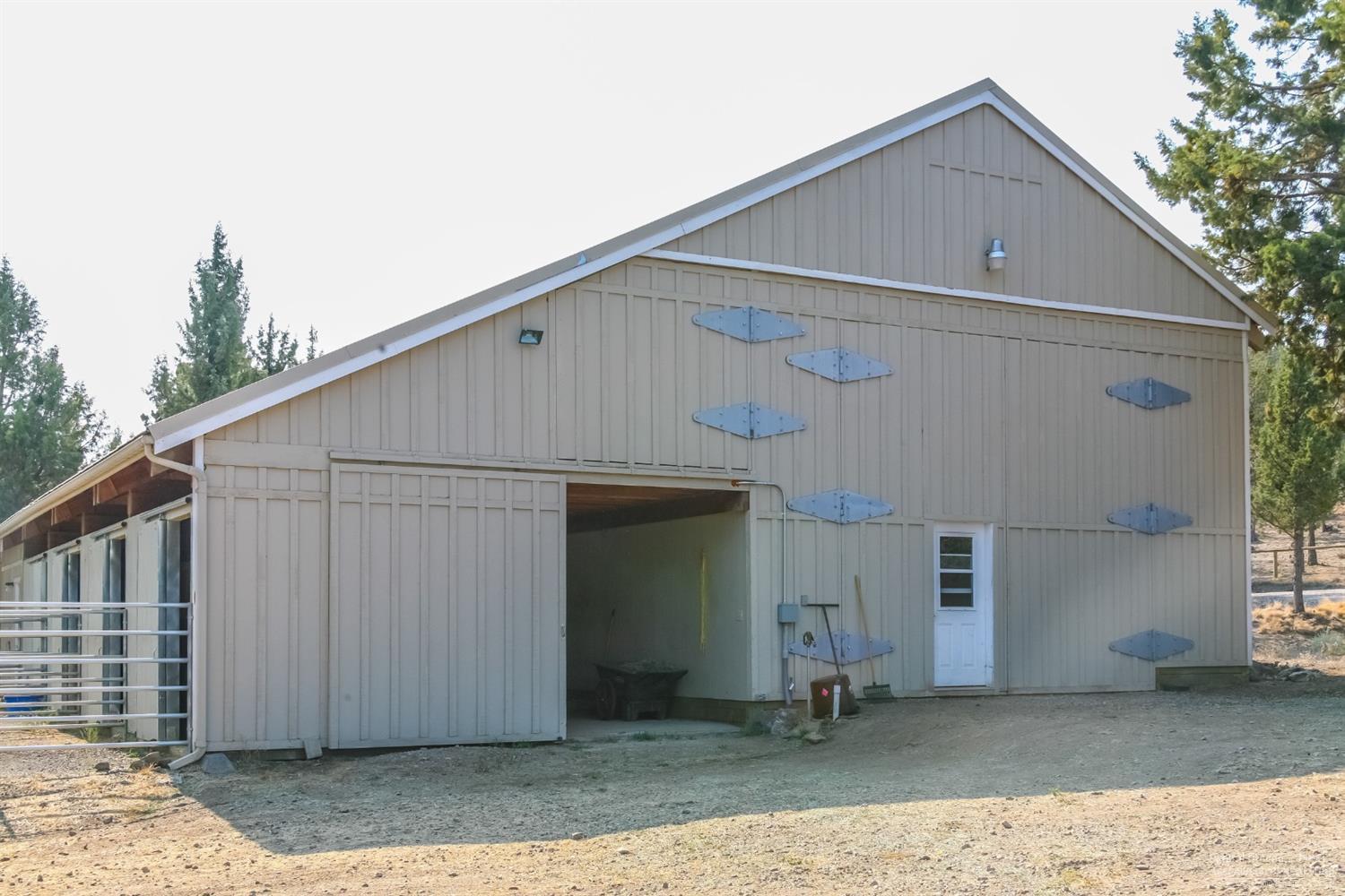 64855 Collins Road Bend, OR 97703 - Photo 3 of 24 Additional Photo